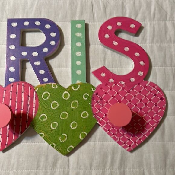 PARIS Love Hearts Multi Girl’s Room Mud Room Bathroom Wooden Hanger Decor - Picture 4 of 16